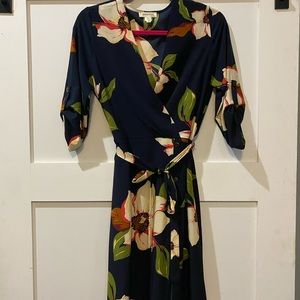 Medium midi dress, very nice navy blue.